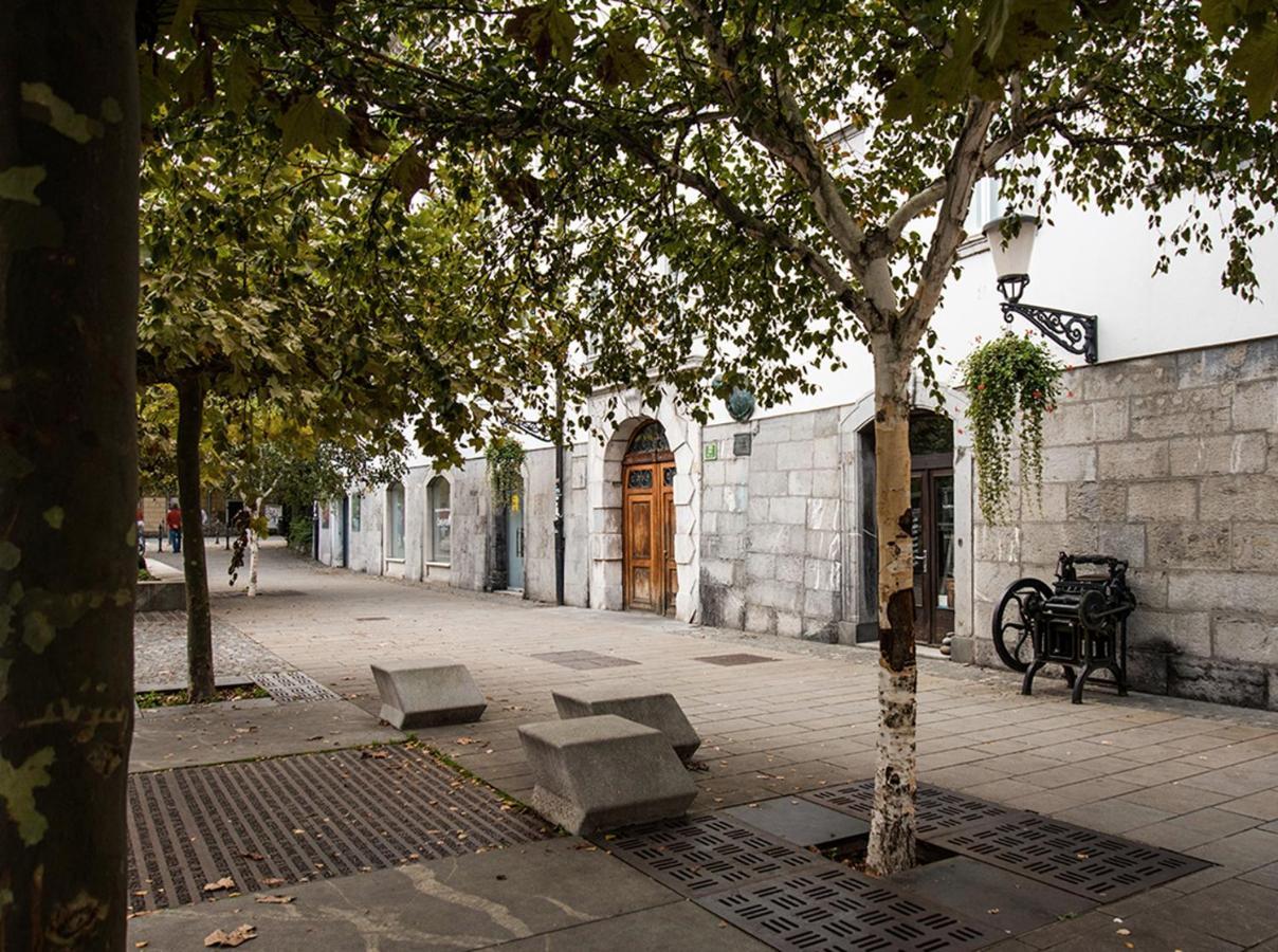 Apartment Breg - Old Town River Liubliana Exterior foto